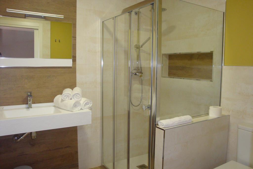 Hostal El Recanto Vega de Valcarce Exterior photo