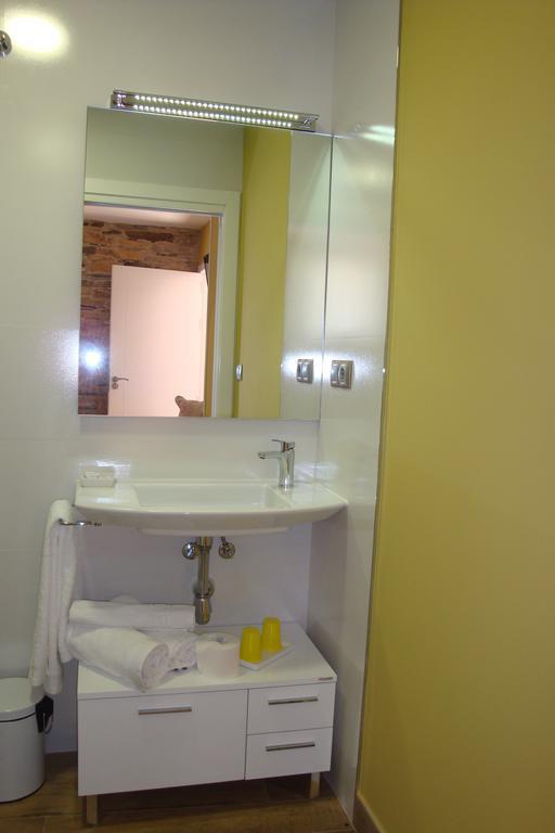 Hostal El Recanto Vega de Valcarce Exterior photo